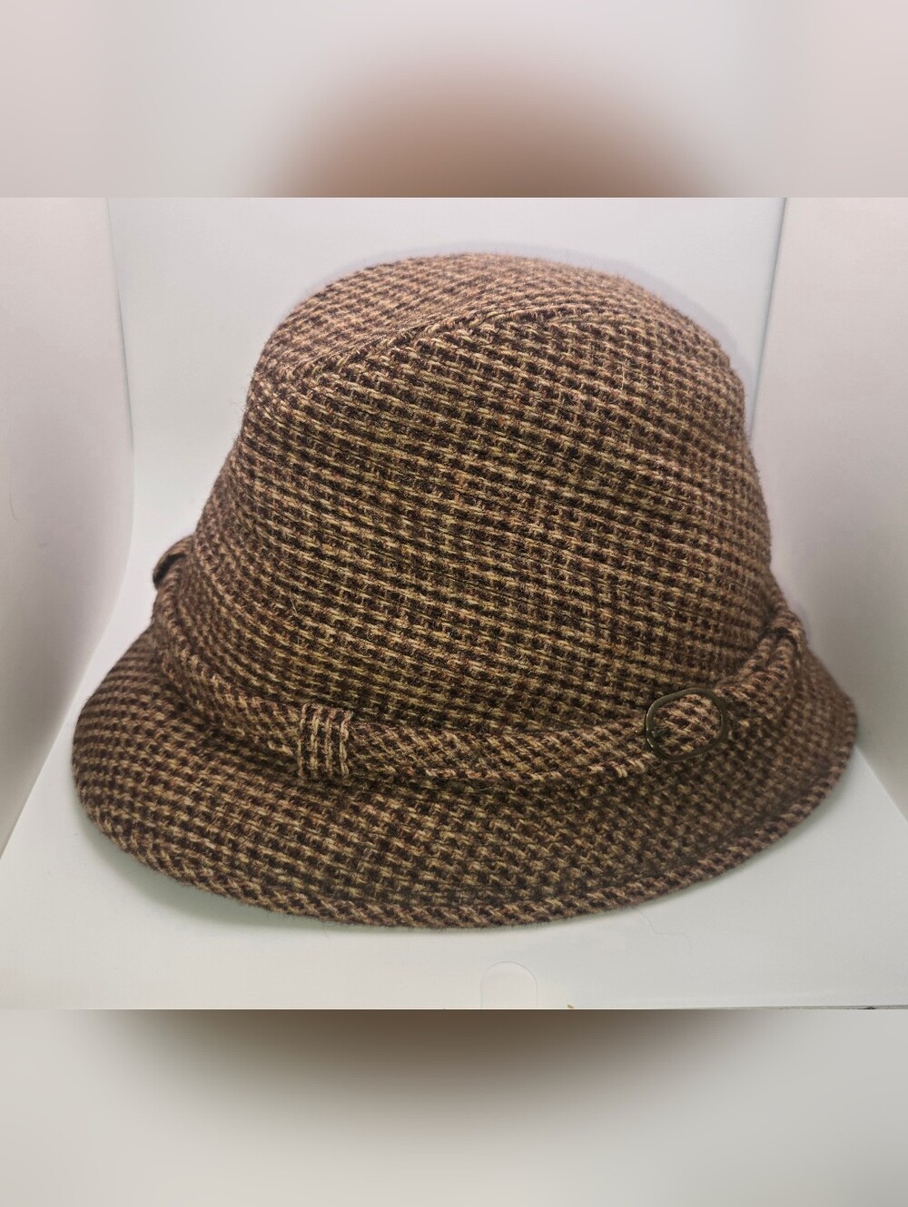 ​Vintage Cavanagh Hats New York Harris Tweed Bucket Hat Pace-Setter Collection